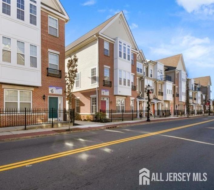 Photo - 24 Roosevelt Ave Unidad B