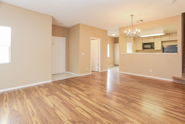 Photo - 1449 Morro Creek St