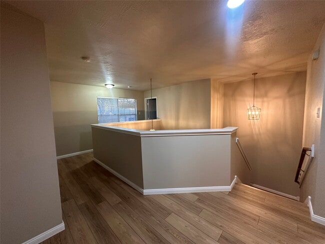 Building Photo - 2203 Long Rock Dr