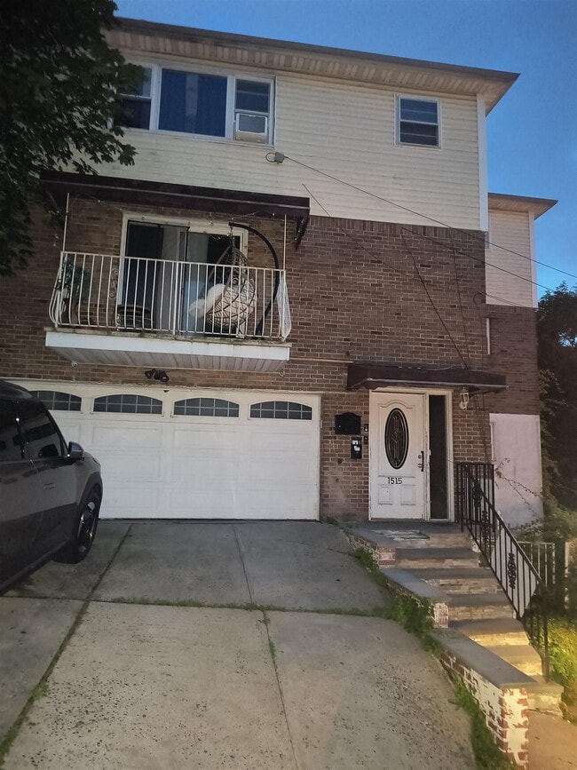 Photo - 1515 70th St House