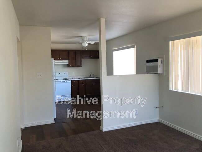 Photo - 1040 N 28th St