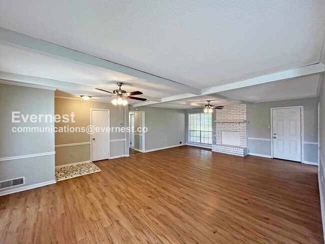 Photo - 848 Rasco Rd W