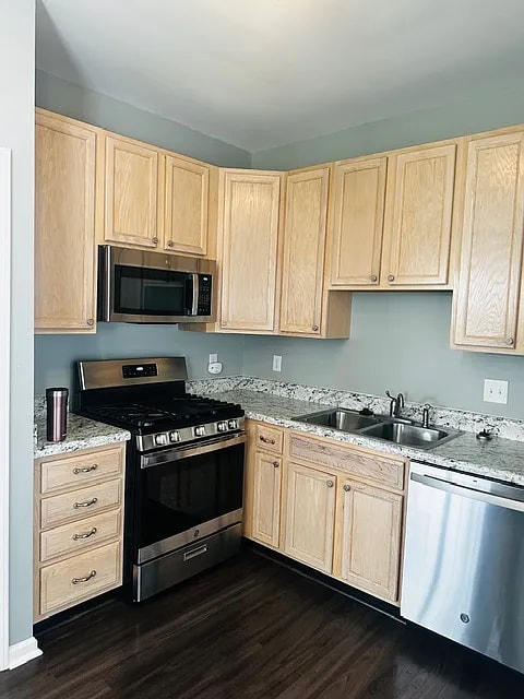 Photo - 2201 Raven Rd