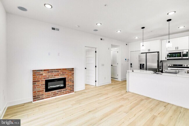 Photo - 2054 N 2nd St