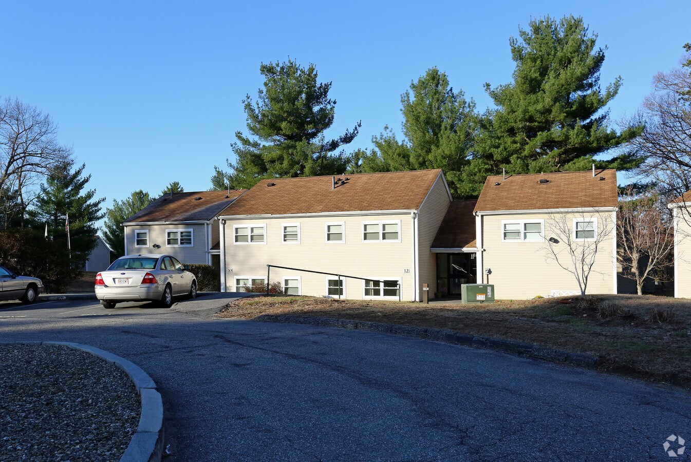 Photo - 1 Forest Ln