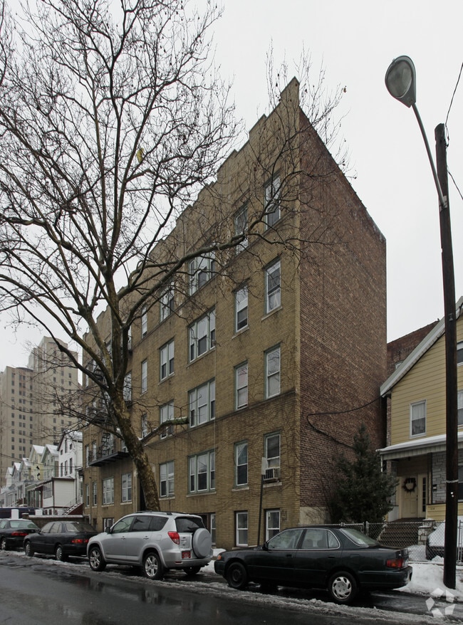 Photo - 166 Summit Ave