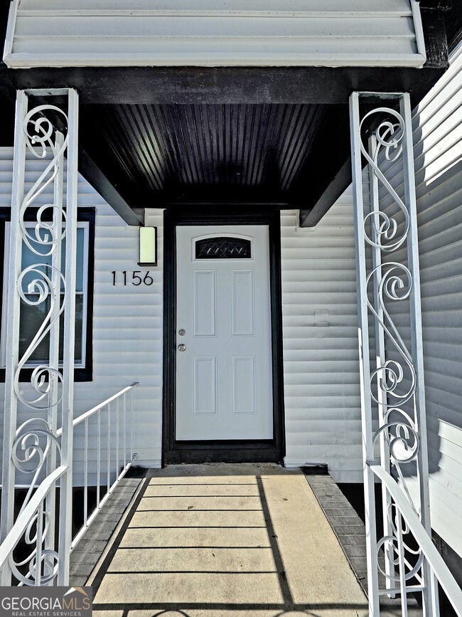 Photo - 1156 Clinton Rd