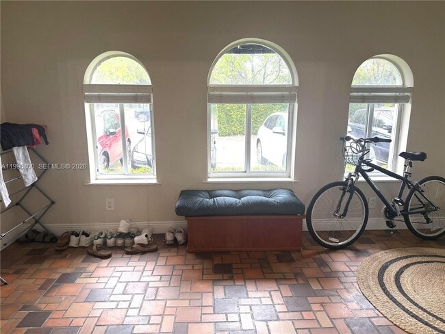 Photo - 5116 SW 57th Ave