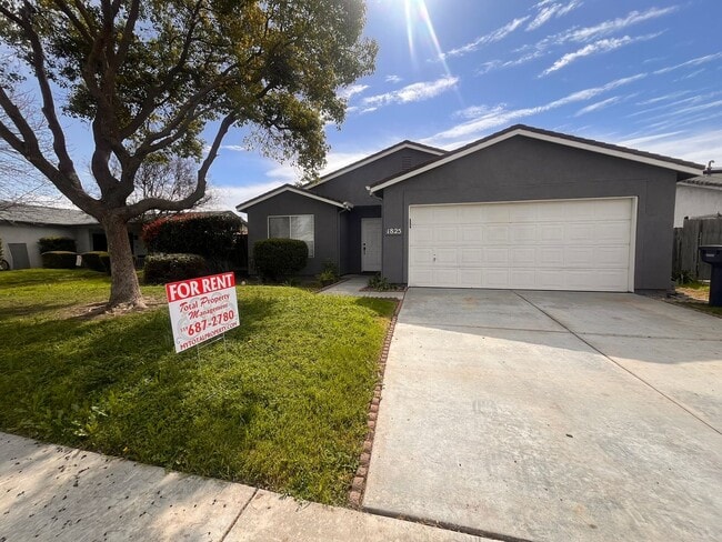 Photo - 1825 Cochran Ave