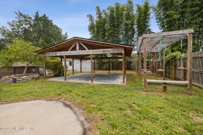 Photo - 8056 Catawba Dr
