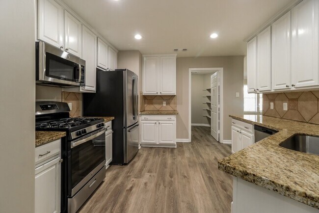 Photo - 20923 Sedona Ranch Ln