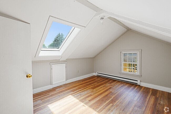 Building Photo - Willow Unit 3 Rental