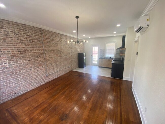 Photo - 2738 Riverside Ave