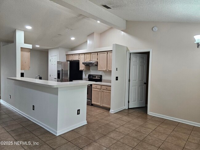 Photo - 1203 Stern Way