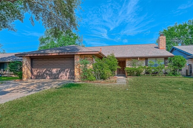 Photo - 2215 Fort Laramie Dr