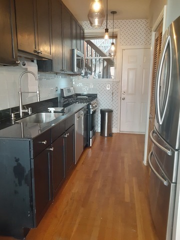 Building Photo - 1414 W Estes Ave Unit 3 Rental