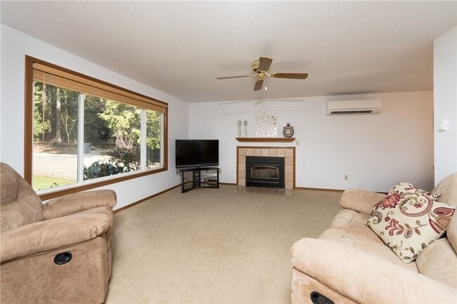 Photo - Charming 3BD/2BTH Rambler Home for Lease! Pet Friendly!