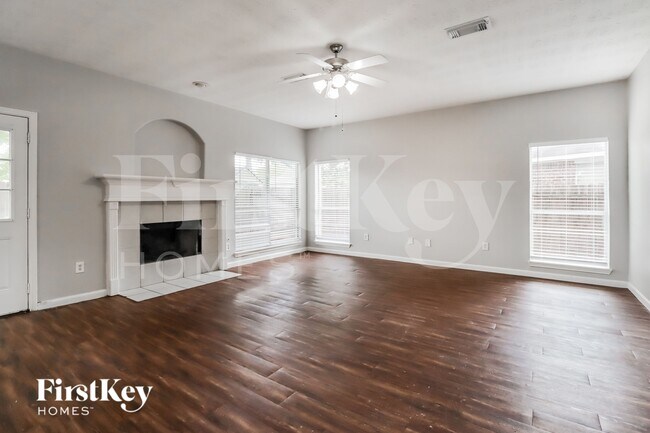 Photo - 21613 Anvil Ln