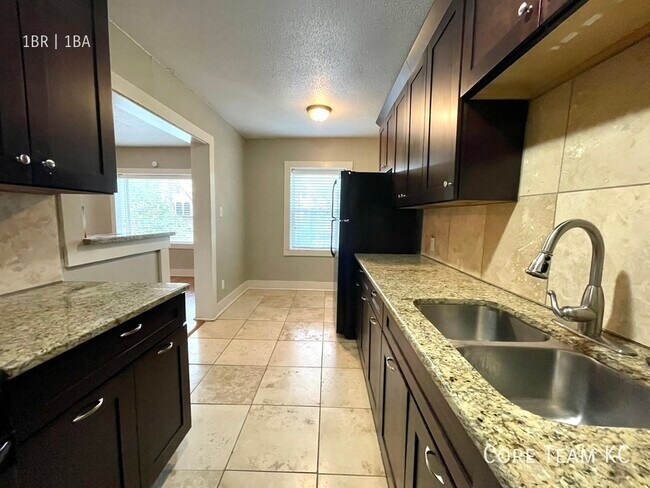 Photo - 4328 Roanoke Pkwy Unit 202