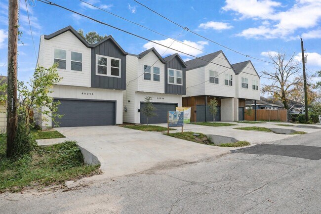 Photo - 6809 Conley St