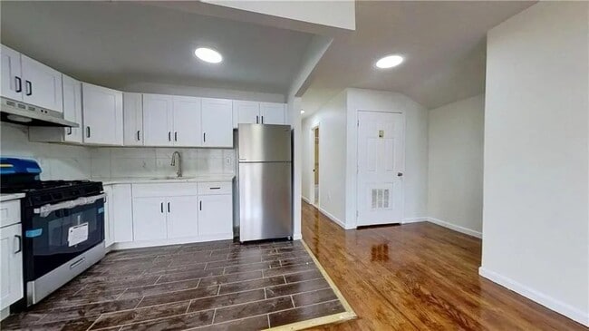 Photo - 24-07 Brookhaven Ave Unit 2nd FL.