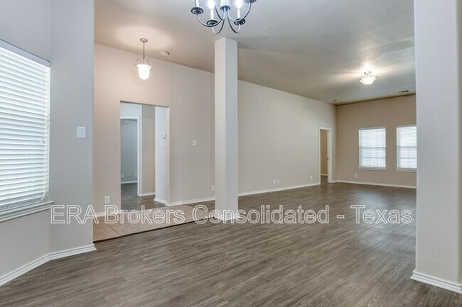 Photo - 130 Carmel Dr