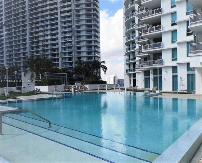 Photo - 350 S Miami Ave Unidad 2105