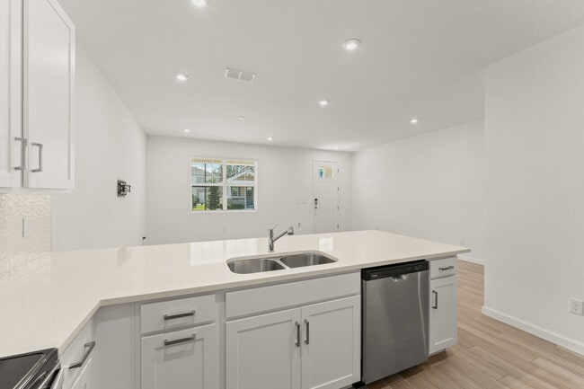 Photo - 1366 Tarflower Dr