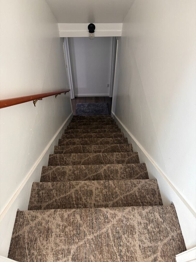 Photo - 1713 Northwestern Ave Unit B