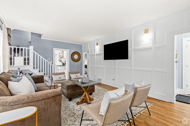 Building Photo - 419 S Kenwood Ave Rental