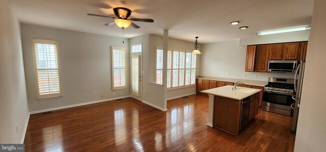 Photo - 20622 Glenmere Square