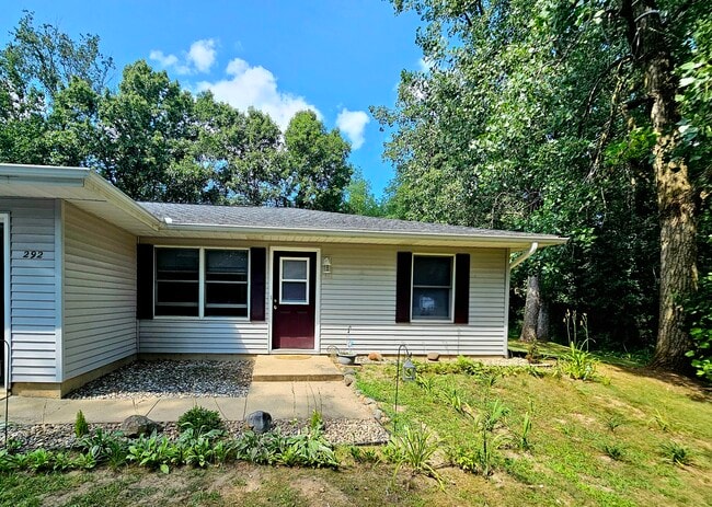 Building Photo - 292 Pine Ridge Rd Unit 292 Pine Ridge Rd