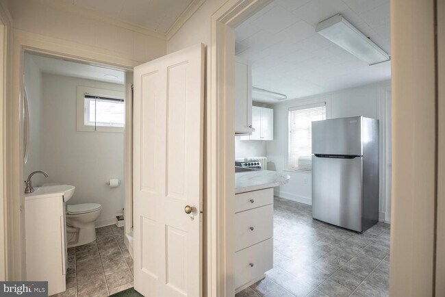 Photo - 114 N Main St Unidad 2A