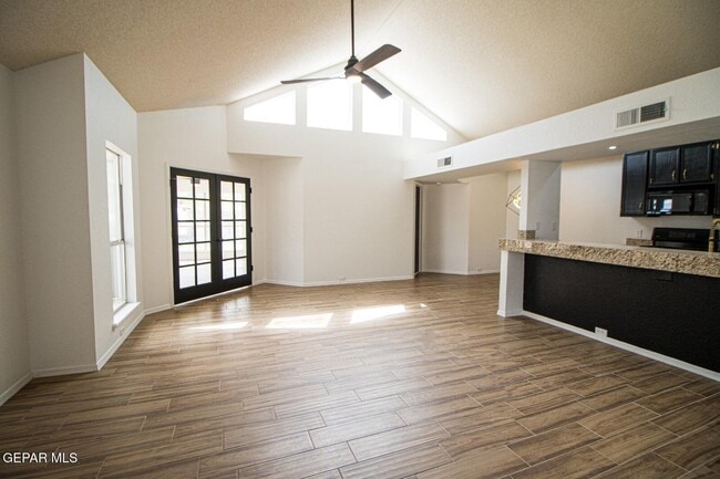 Photo - 6806 Ridgley Way