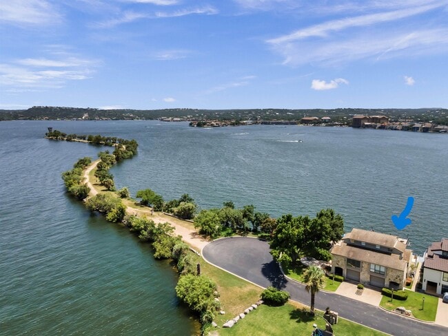 Photo - 533 Lighthouse Dr