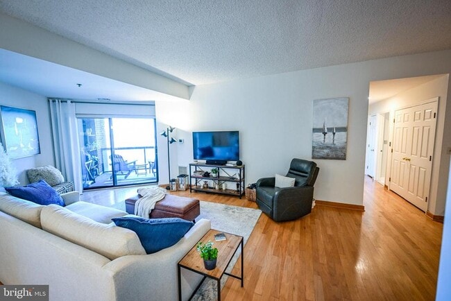 Photo - 2515 Boston St Unit 1108