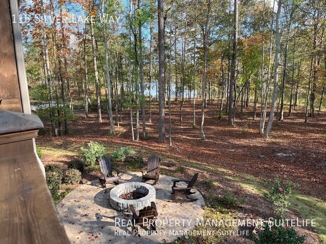 Photo - 115 Silver Lake Way