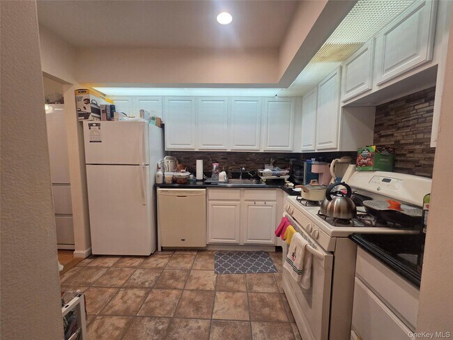 Photo - 206-14 Emily Rd Unit 42 L