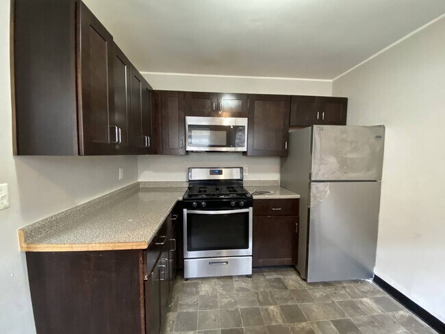 Photo - 136 Arlington St Unit 1