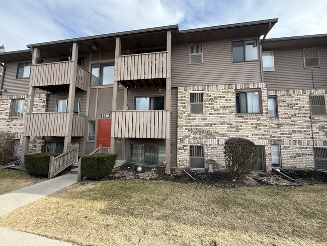 Photo - 8739 Green Willow Dr Townhome