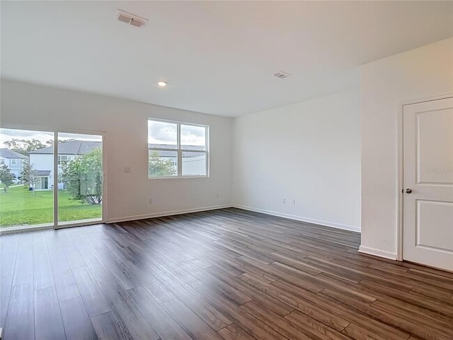 6206 Daerr Rdg St