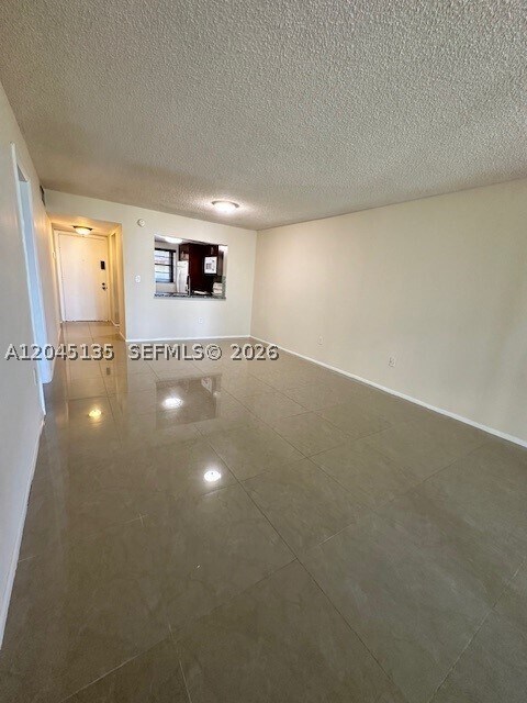 Building Photo - 10845 SW 112th St Unit 211