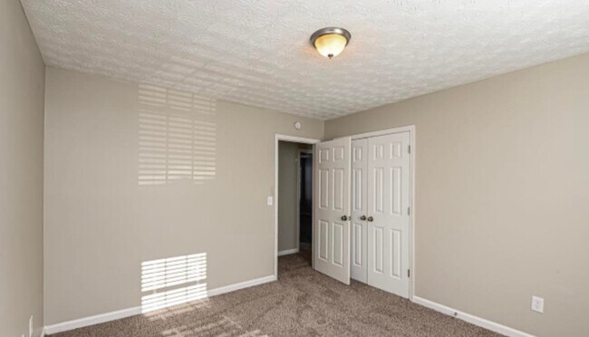 Photo - 344 Mary Alice Dr