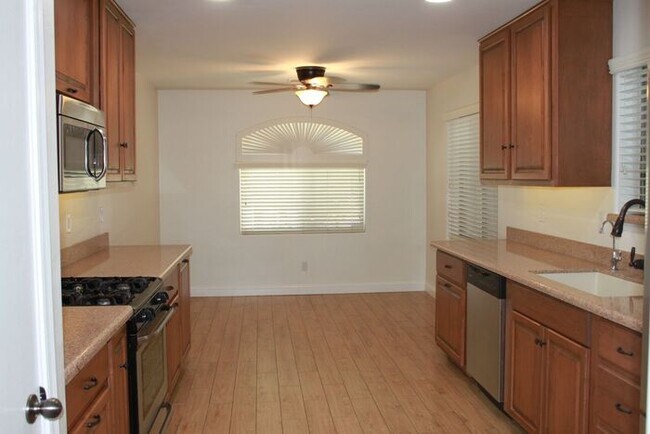 Photo - Adorable 3 Bedroom in Pecan Creek South