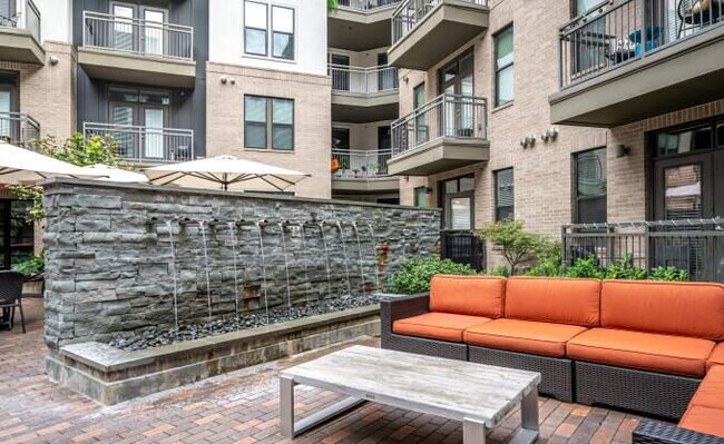 Building Photo - 1 bedroom in Houston TX 77057 Unit 1292 Rental