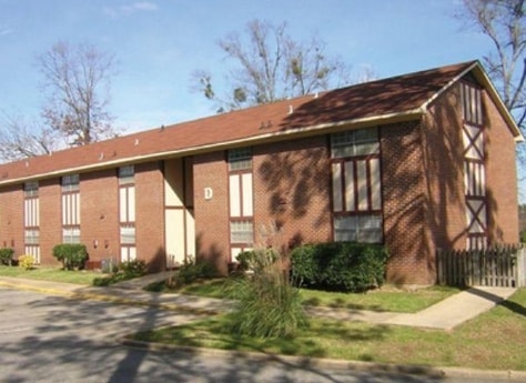 Beechwood Park - Beechwood Park Apartments