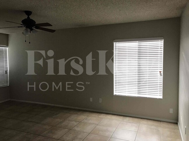 Photo - 5520 W Golden Ln