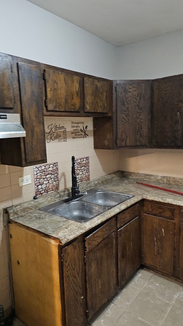 Photo - 7839 S Loomis Blvd