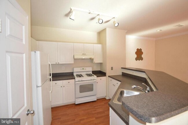 Photo - 11329 Aristotle Dr Unit 5-213
