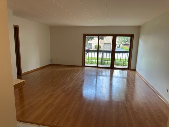 Photo - 9529 Minnick Ave